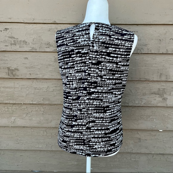 Calvin Klein abstract sleeveless tank - Picture 3 of 6